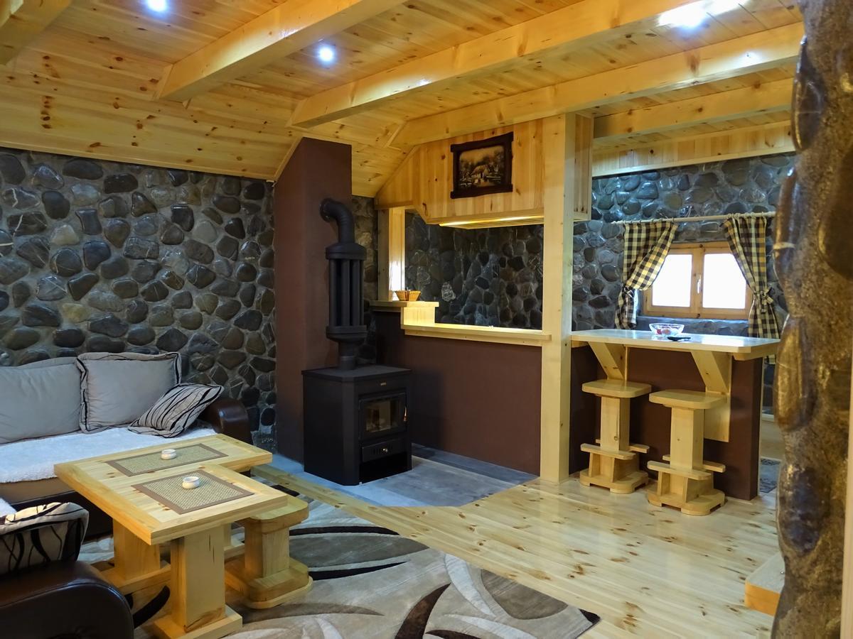 Stone Lodge コラシン エクステリア 写真